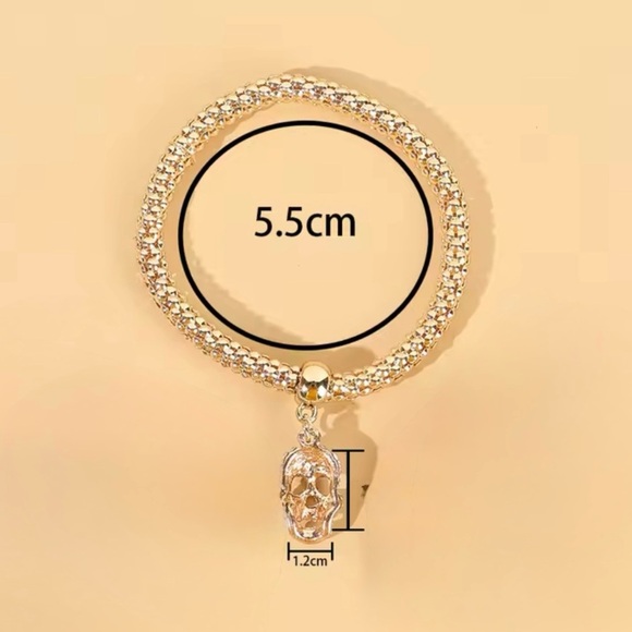 NEW | 18K Gold Plated Skull Charm Bracelet 🌟 - Picture 3 of 3